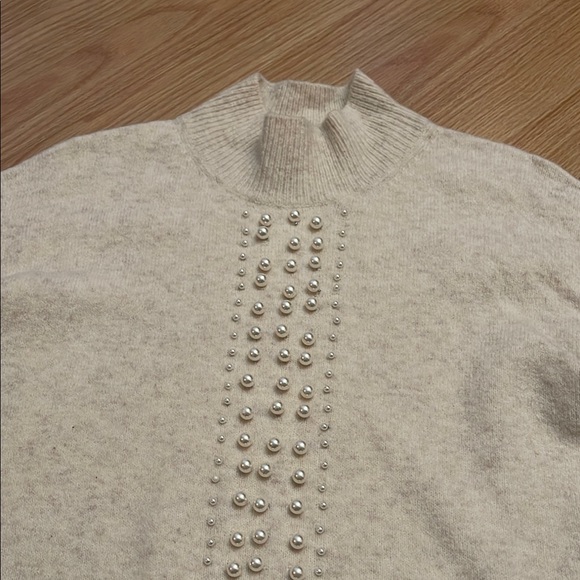 Cream Sweater with Pearl Detailing - Picture 2 of 3